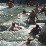 Badevergnügen bei 37 Grad Wassertemperatur