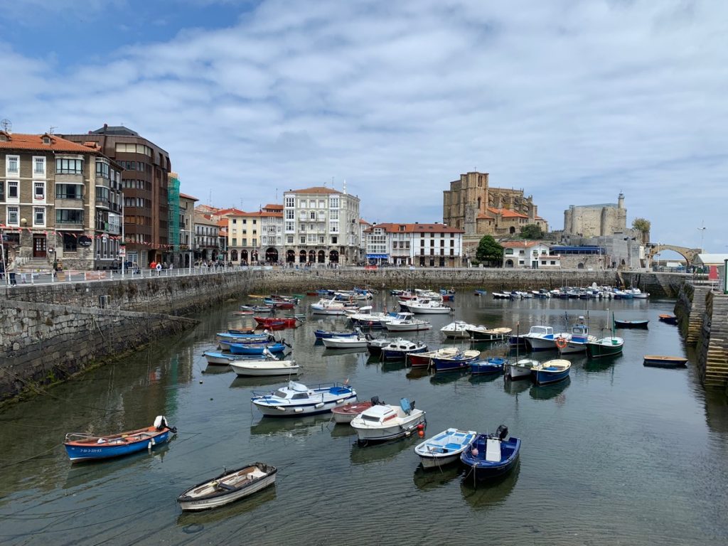 Hafen von Castro Urdiales
